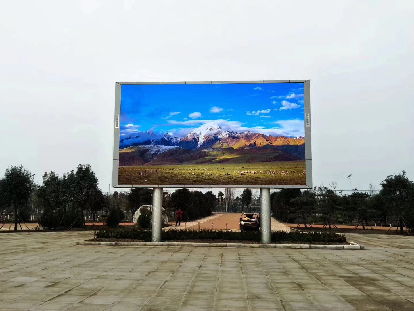 �Ĵ��o�ݑ���P8ȫ��120�O